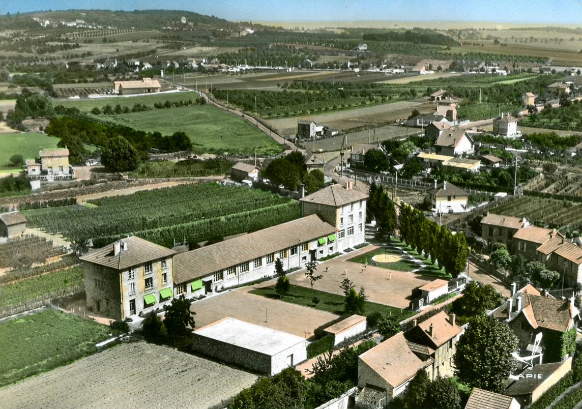 05 ecole pasteur 1963 vue aer